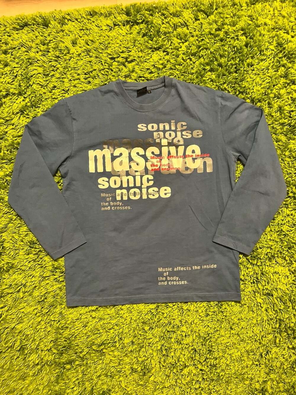 Mecca Sonic Noise Massive Graphic Long Sleeve T-Shirt Size 2
